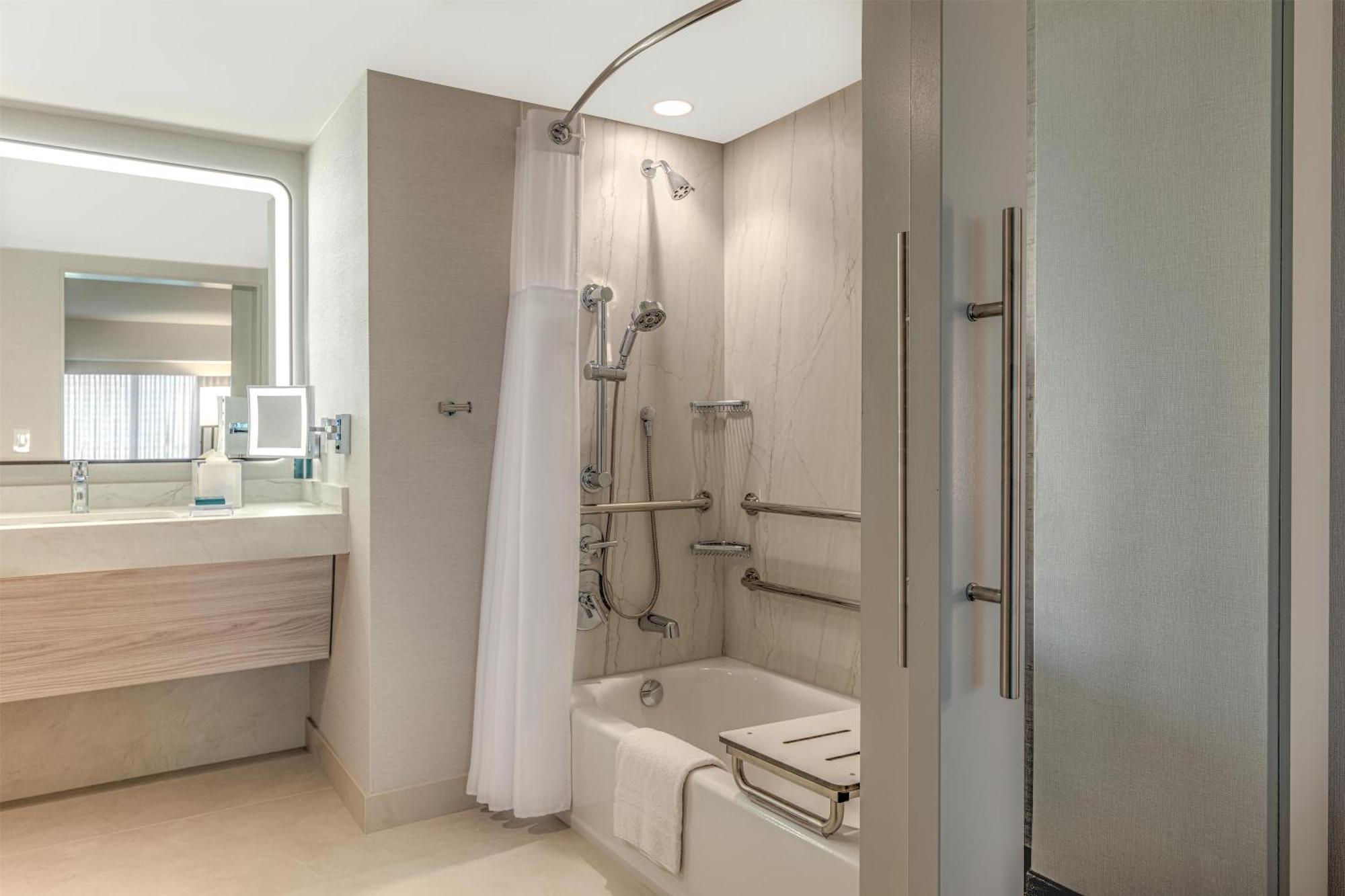 King Room with Tub - Mobility and Hearing Access