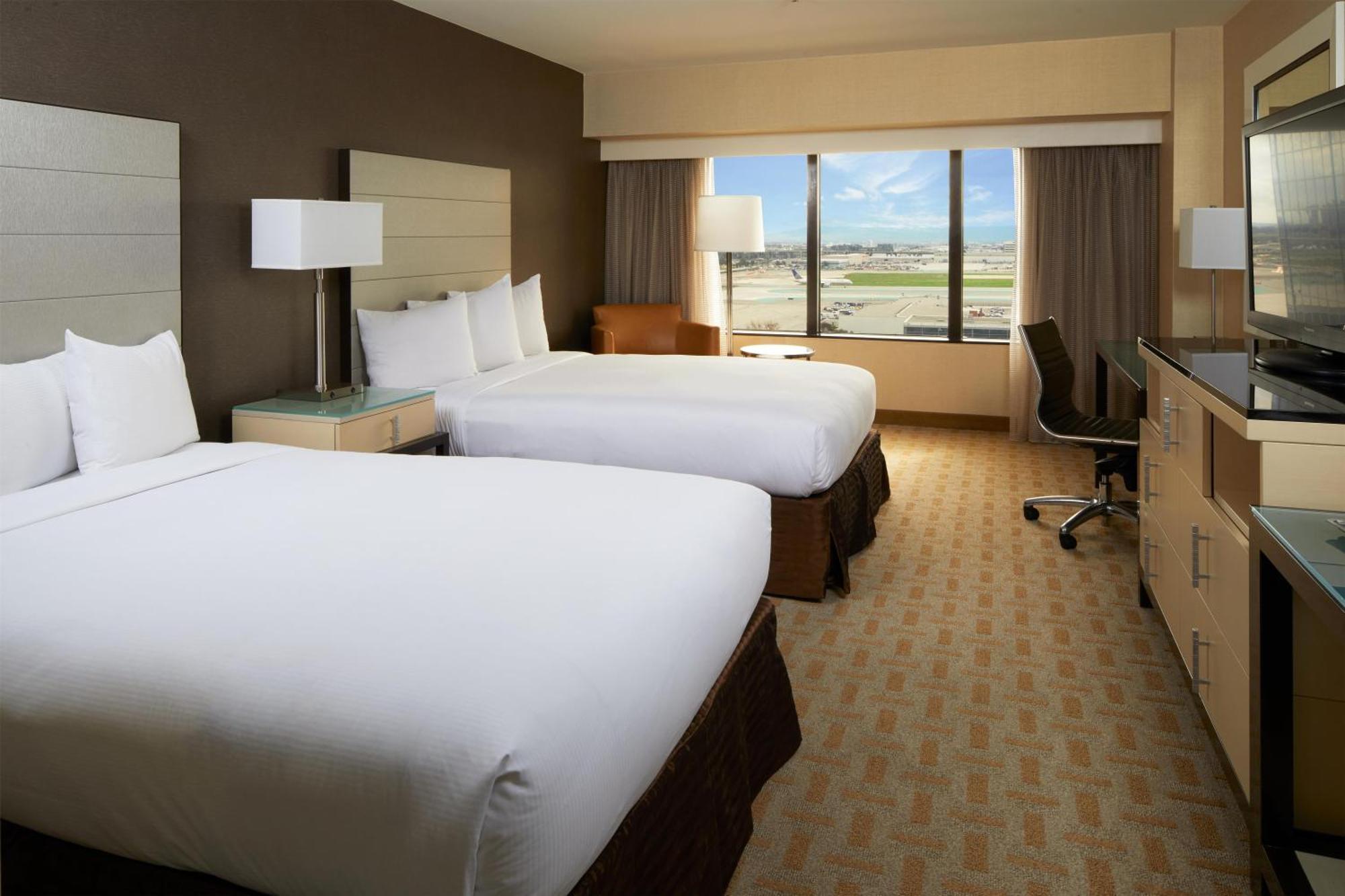 Double Room with Two Double Beds - Hearing Accessible